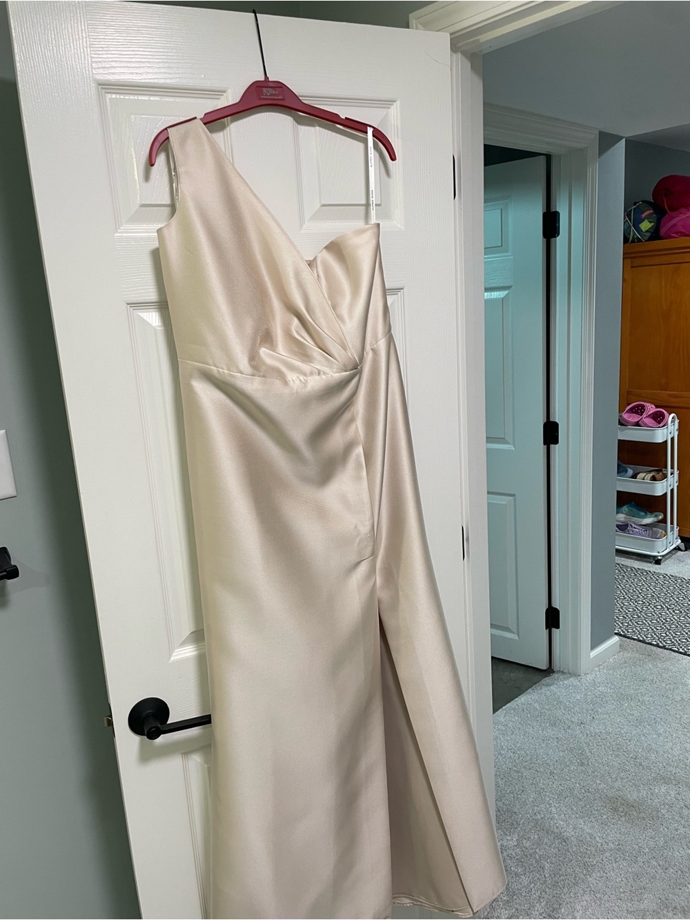 ALFRED SUNG One-Shoulder Satin Gown in Ivory